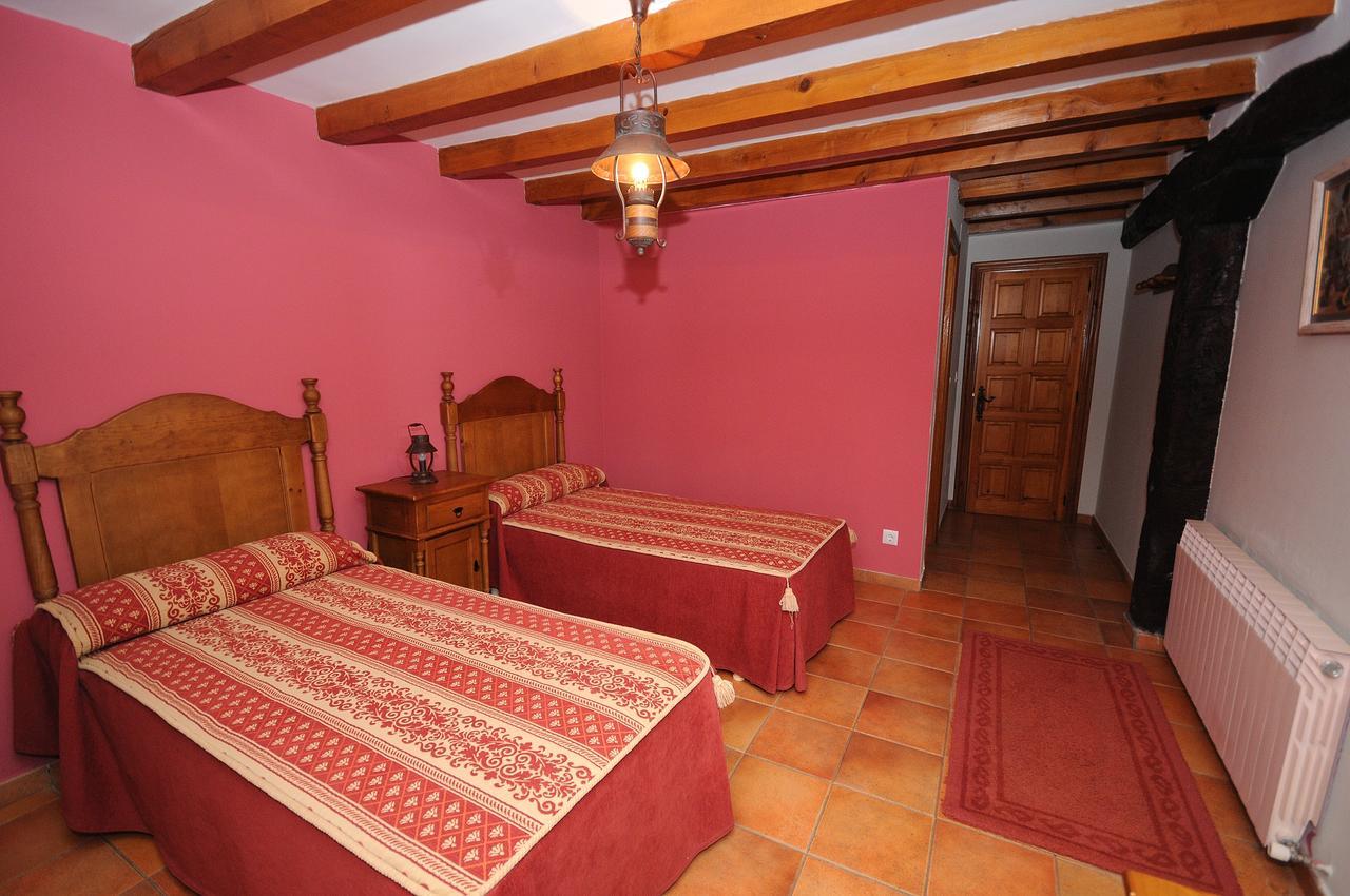 Ventilla Del Tirabeque Hotell Villacomparada de Rueda Exteriör bild