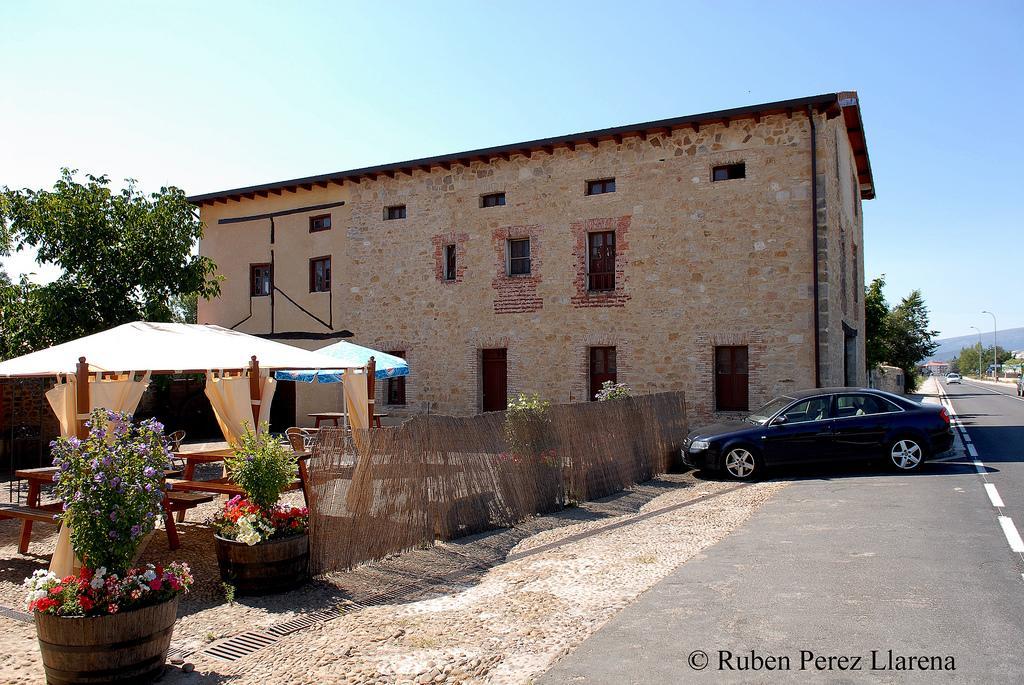 Ventilla Del Tirabeque Hotell Villacomparada de Rueda Exteriör bild